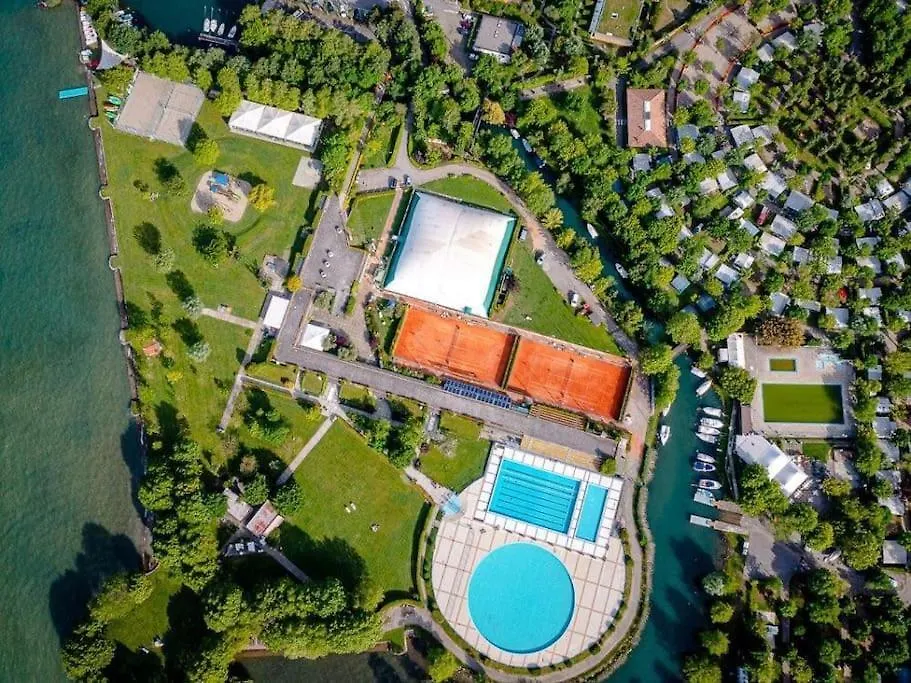 Vacation Paradise In Iseo Lake With Many Pools 0*,